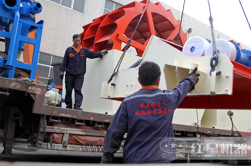 一臺輪斗洗砂機(jī)給機(jī)制沙換新顏